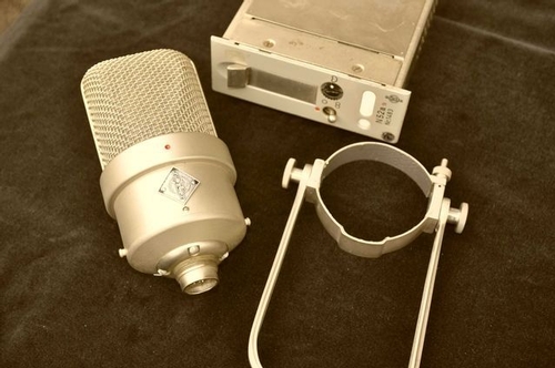 Neumann M49 microphone